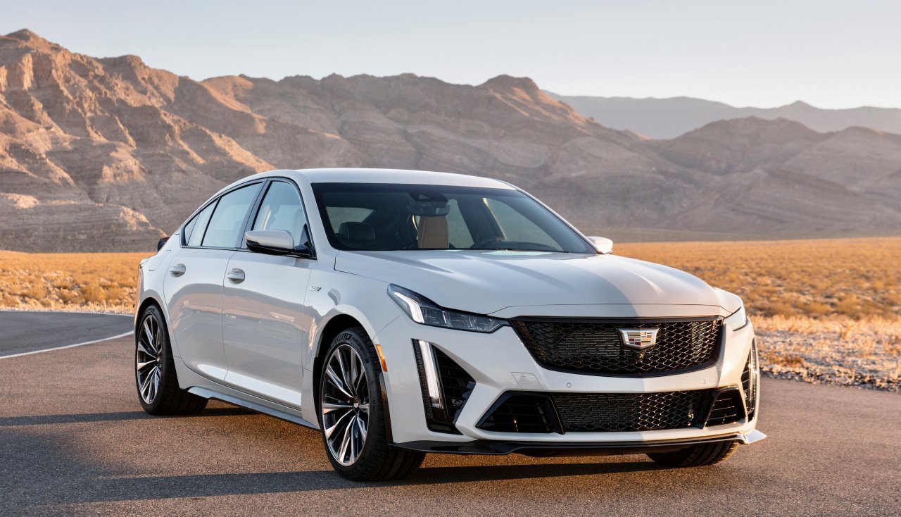 2022 Cadillac DT5-V Blackwing