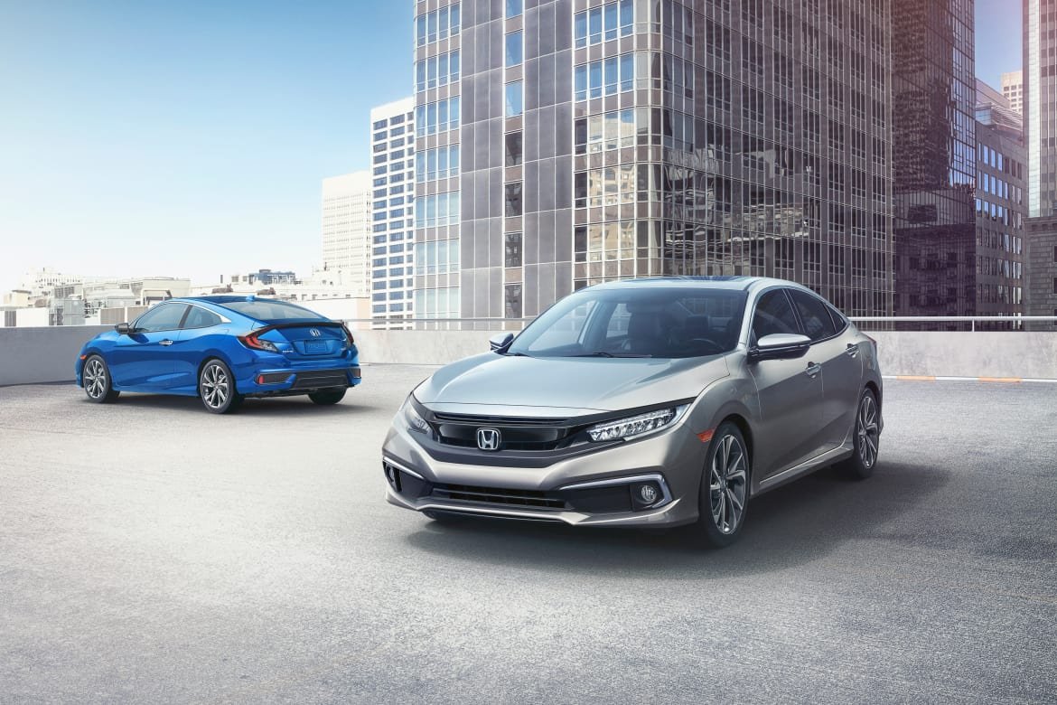 19_Honda_Civic_Sedan_and_Coupe.jpg