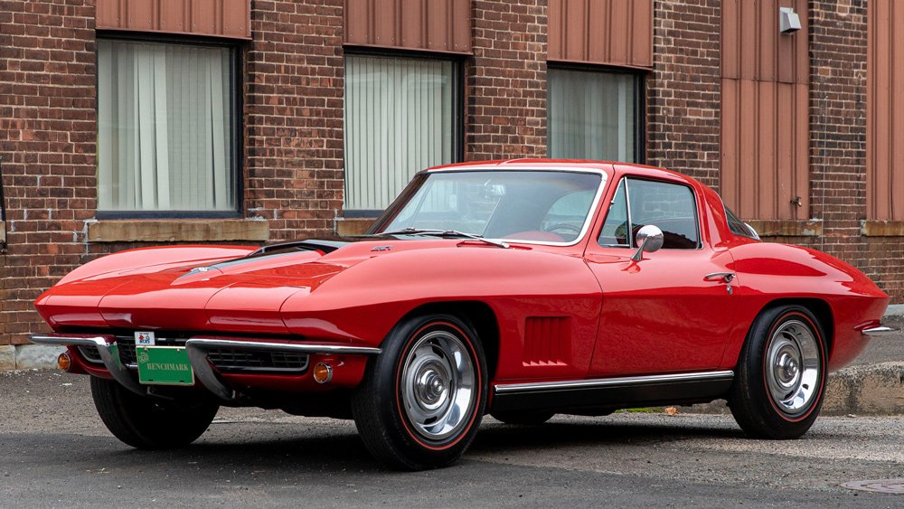 A 1967 Chevrolet Corvette 427/435.