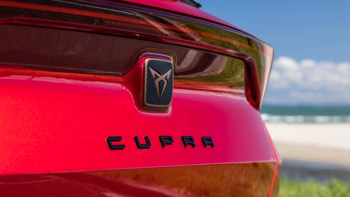 Cupra announces fixed-price service packages for up to five years