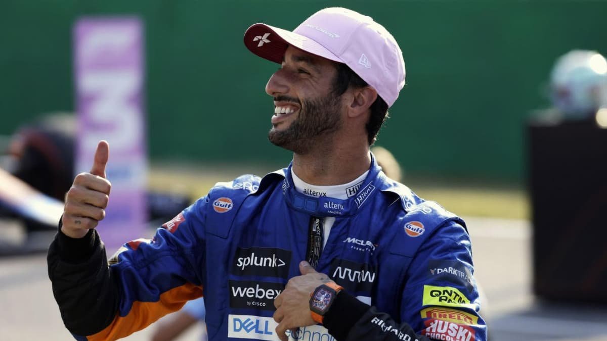 Daniel Ricciardo confirms departure from McLaren F1 team, future uncertain-0