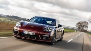 Porsche Panamera 4 E Hybrid