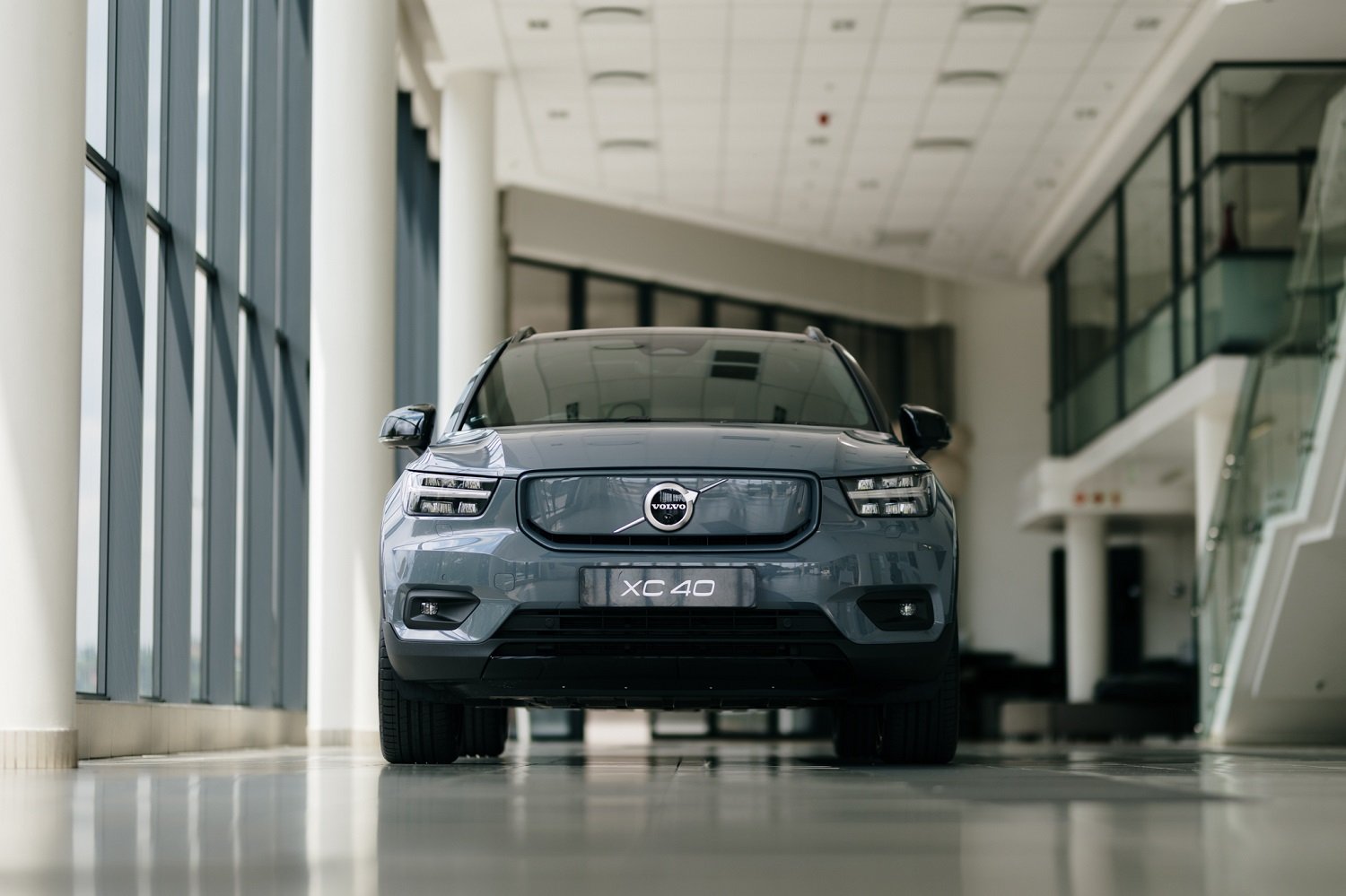 VOlvo XC40 P8 electric cars batteries
