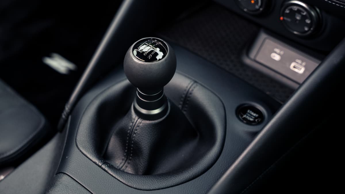 Electric cars and SUVs now outsell manuals in Australia