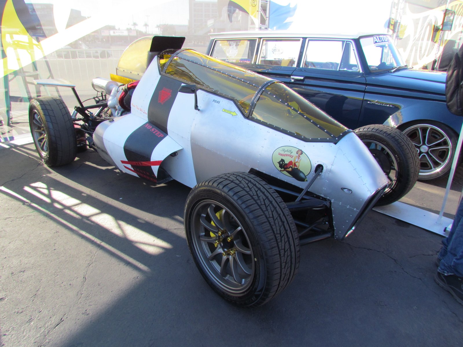 2 Jet Z | Ever go to an event where all the cars were the same color?