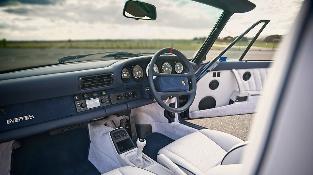 Inside Everatti's Porsche 911 964 Widebody Cabriolet