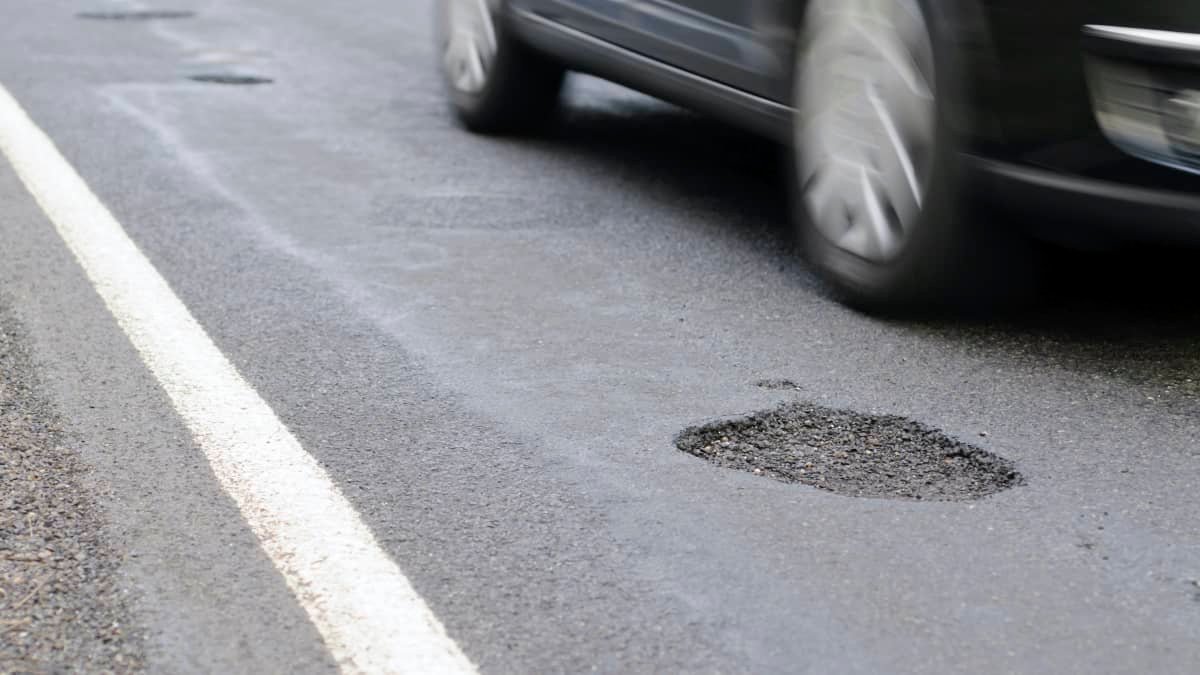 Experts call for road construction rethink following $3.8 billion flood bill