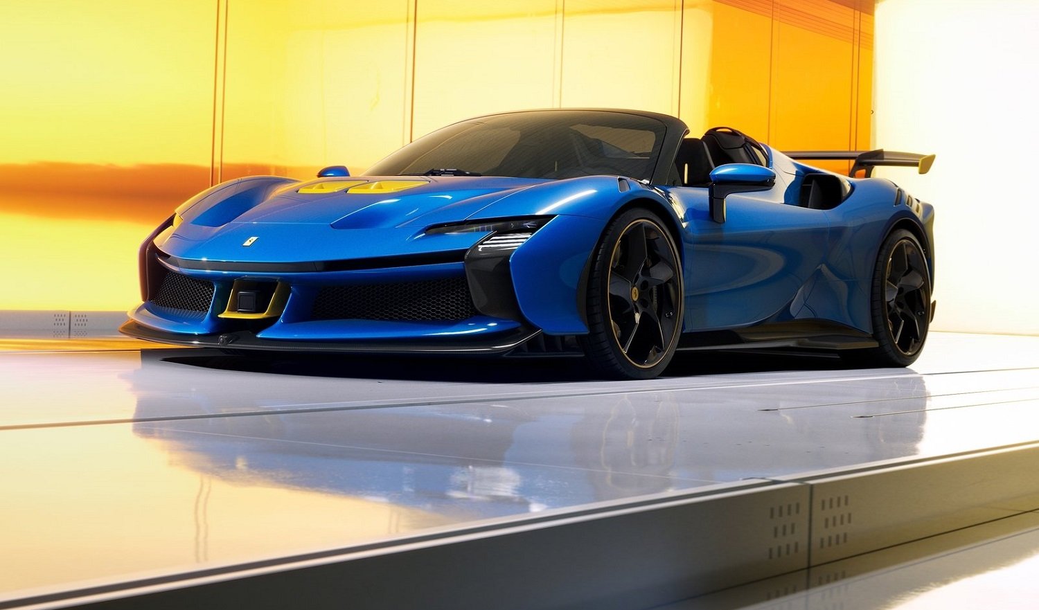 Ferrari removes roof from SF90 XX Spider