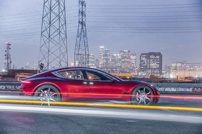 Composed of Carbon Fiber and Lightweight Aluminum