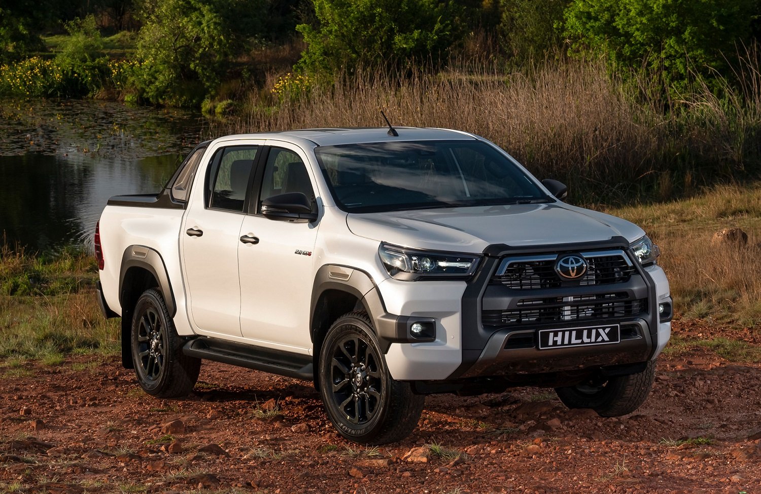 Ford Ranger beats Toyota Hilux in April new vehicle sales South Africa