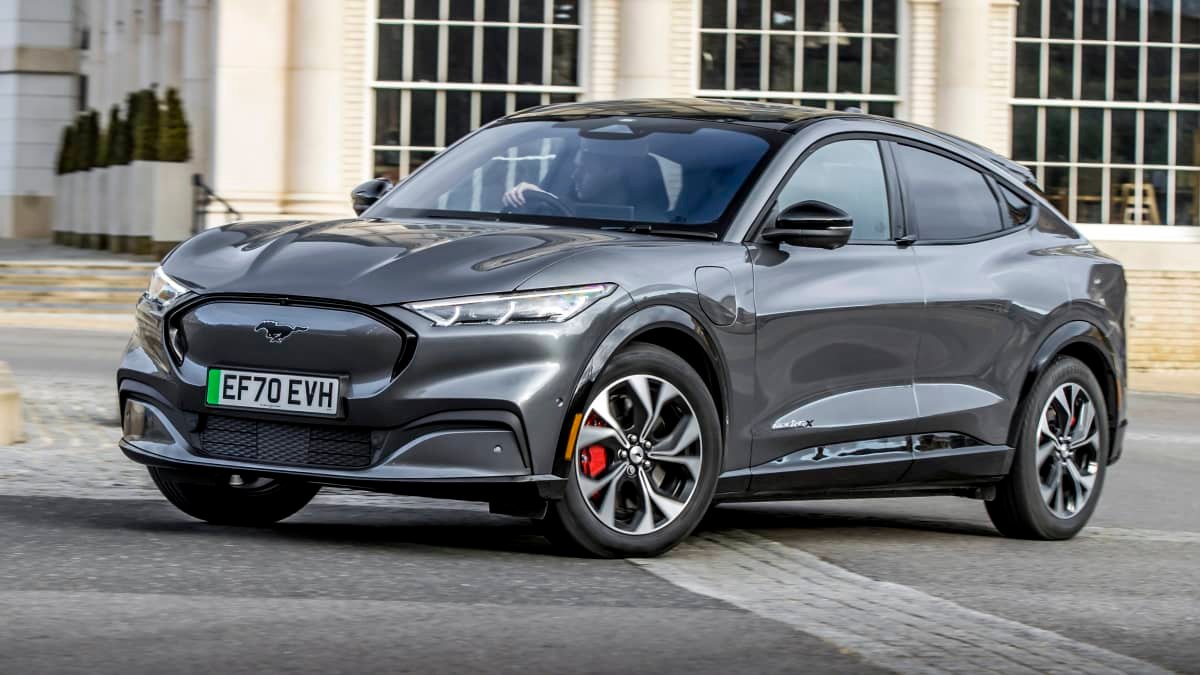Ford aims to overtake Tesla electric-car sales globally by 2026-0