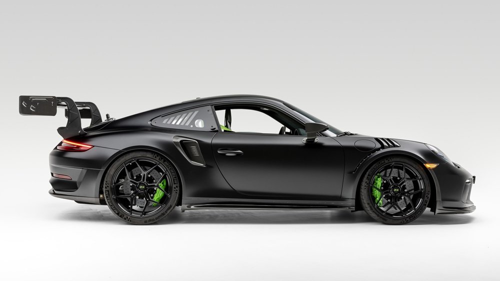 A Porsche 911 GT3 RS that's been customized by Global Motorsports Group.