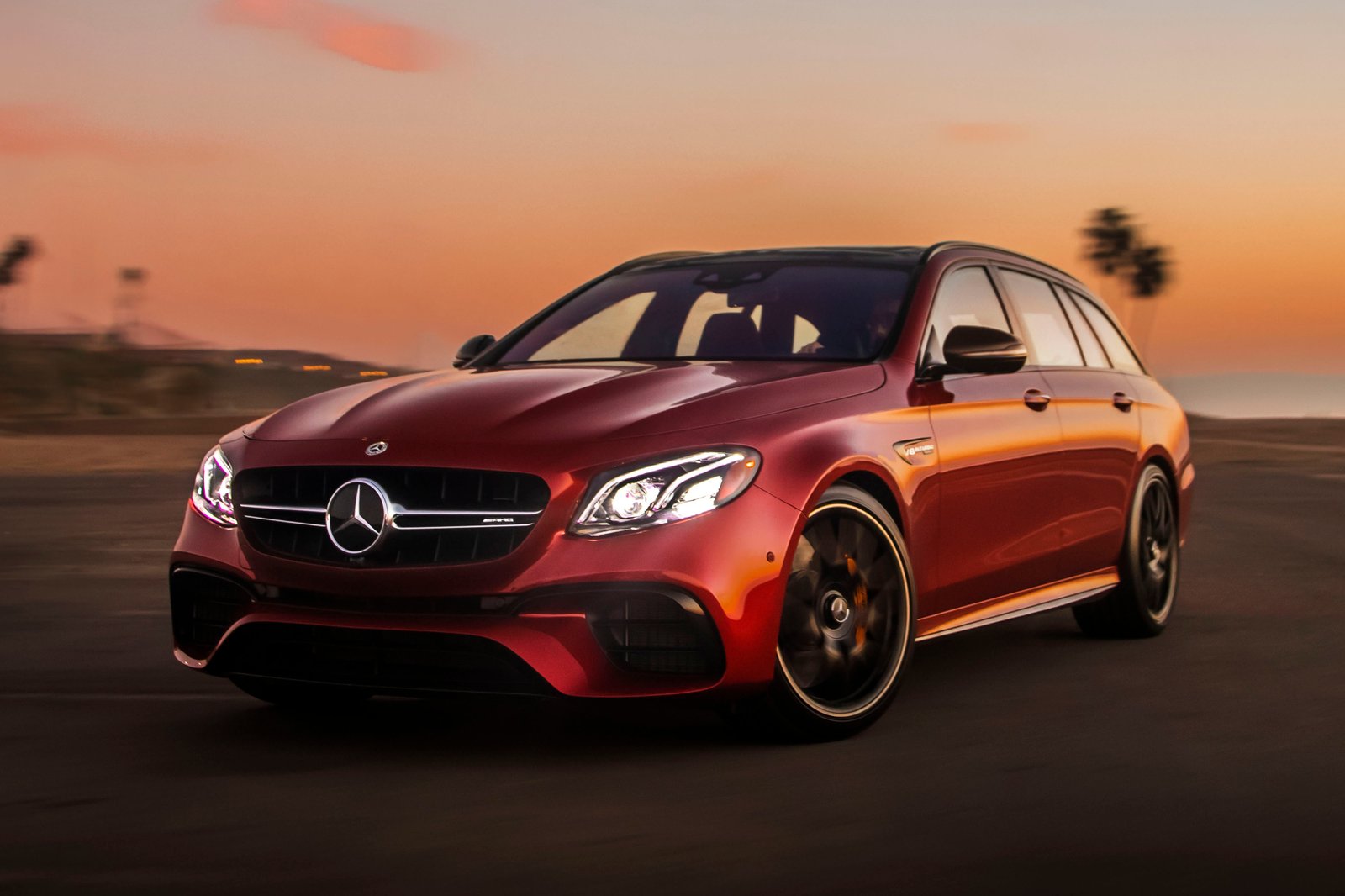 Mercedes-Benz-AMG-E63-S-wagon-1-OEM