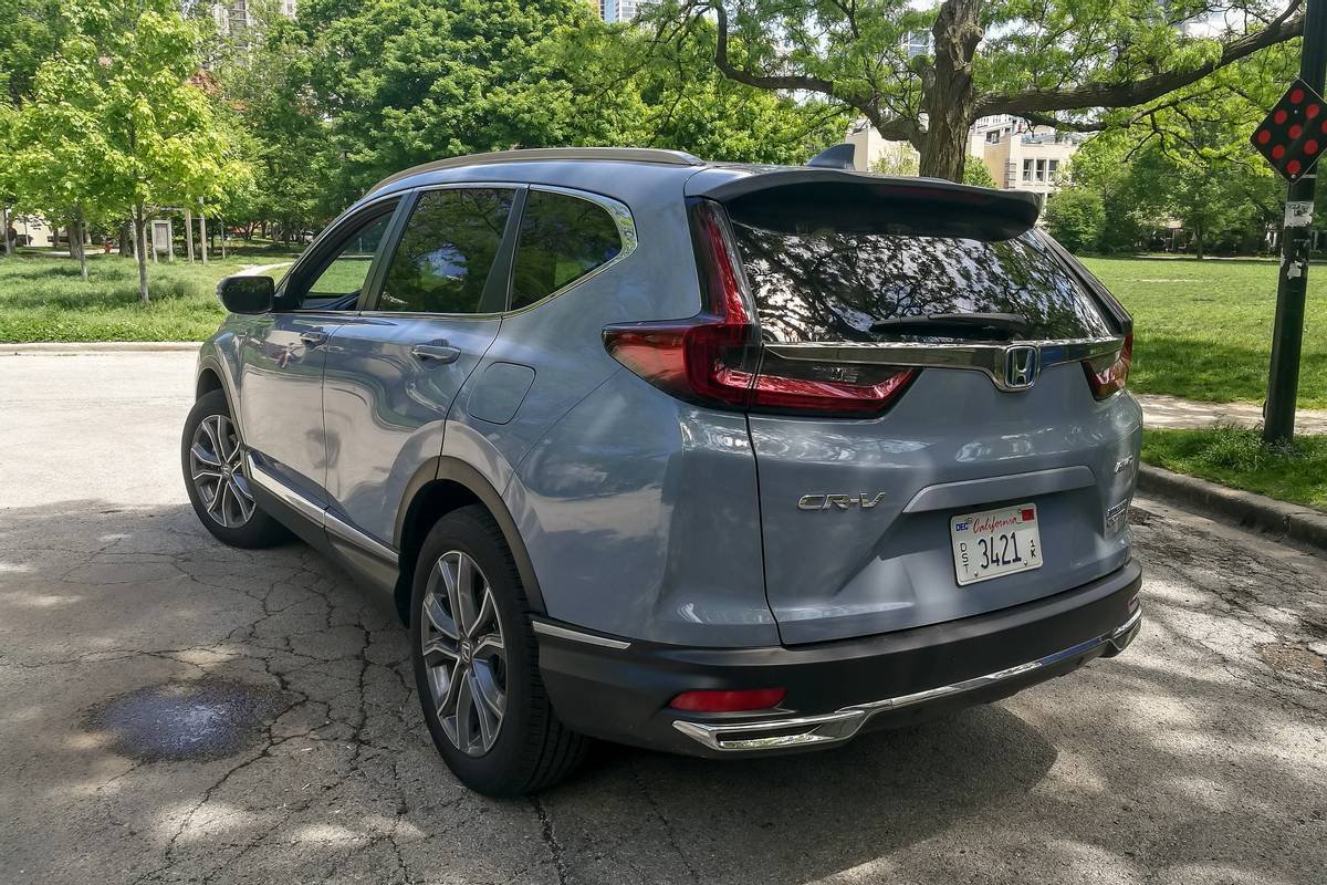 honda-cr-v-hybrid-2020-02-exterior--grey--rear-angle.jpg