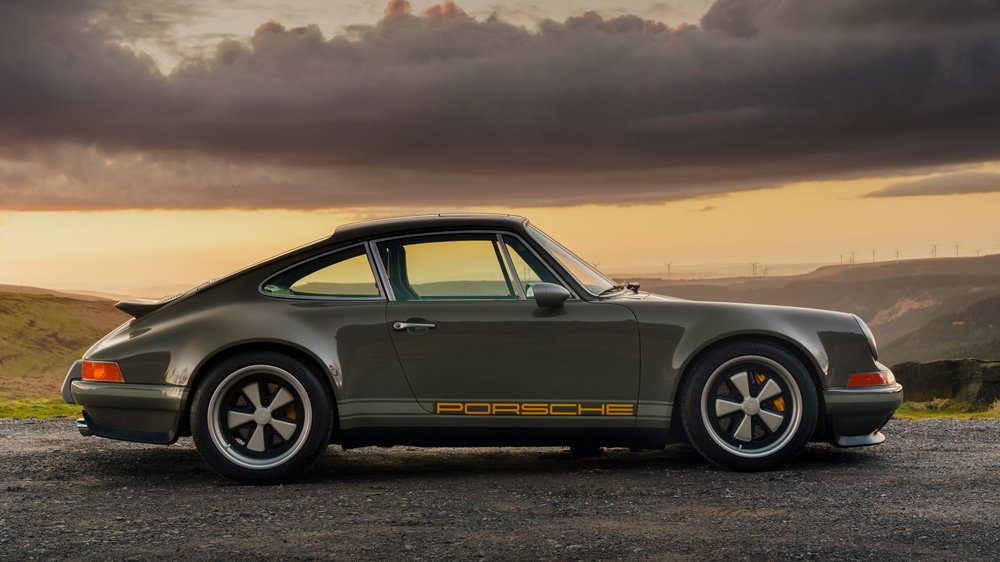 One of Theon Design's reenvisioned Porsche 911 examples.