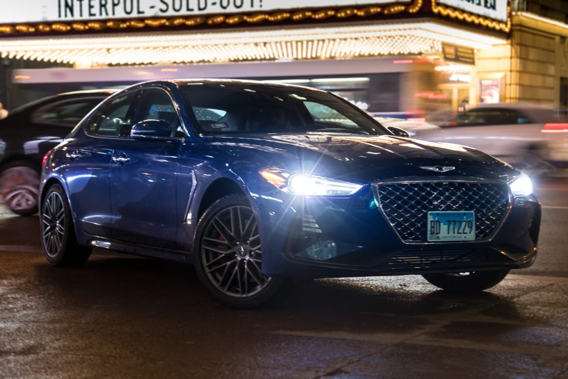 01-genesis-g70-2019_cl.jpg