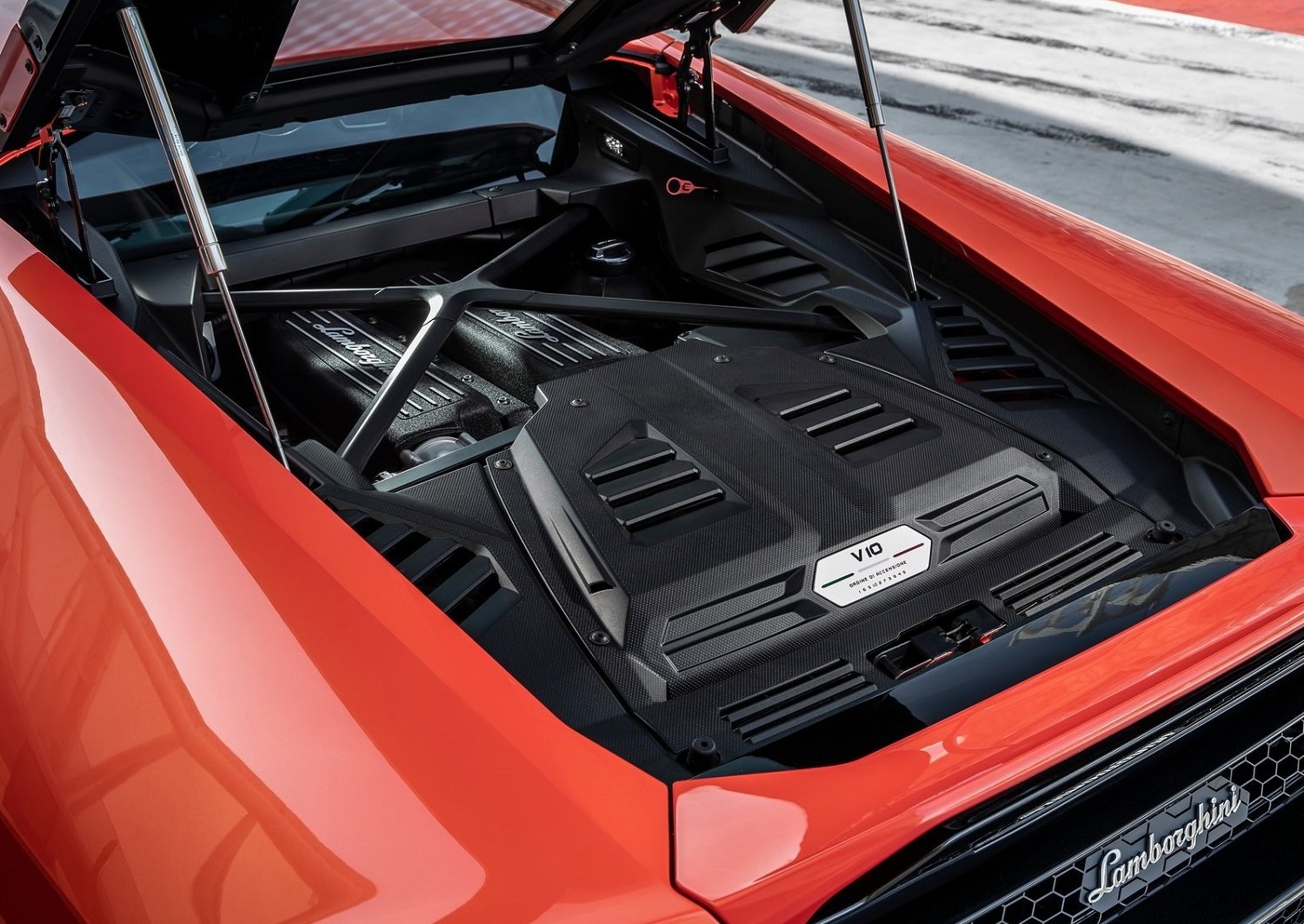 Lamborghini Huracan successor will get a hybrid V8