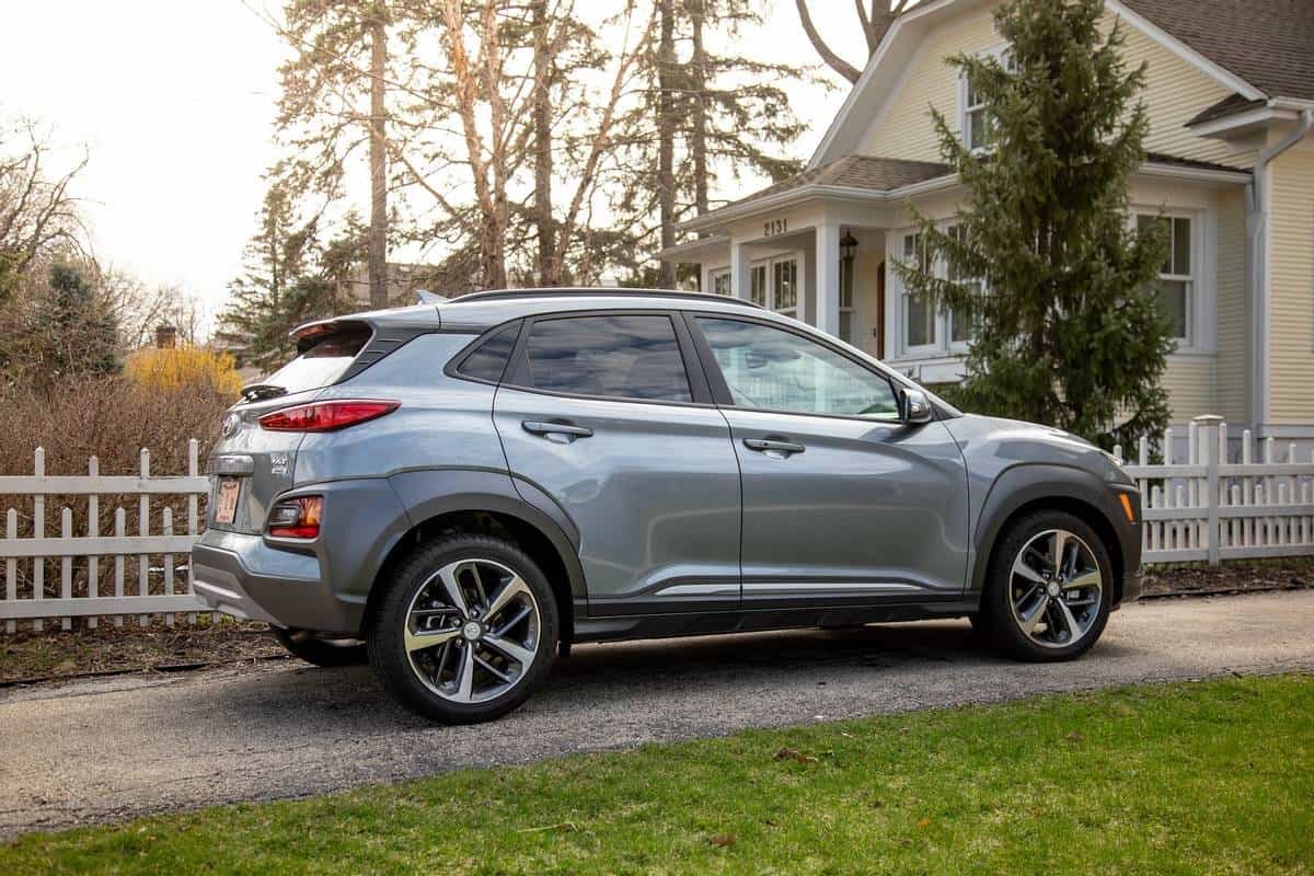 Side view of a silver 2020 Hyundai Kona Ultimate AWD