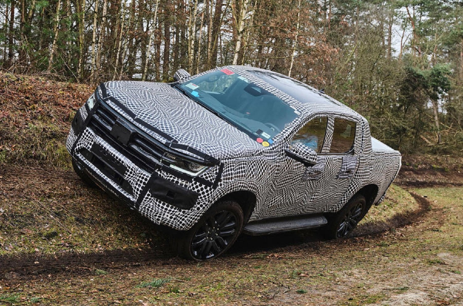 New VW Amarok pre-production details