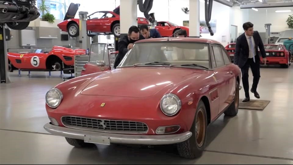 1967 Ferrari 330 GT V12 2+2 