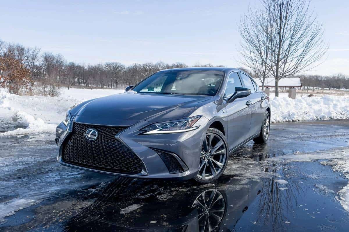 lexus-es-250-awd-f-sport-2021-02-angle--exterior--front--gray-.jpg