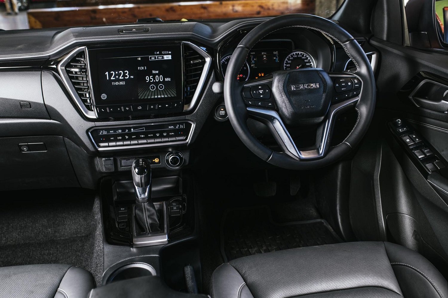 Isuzu D-Max V-Cross