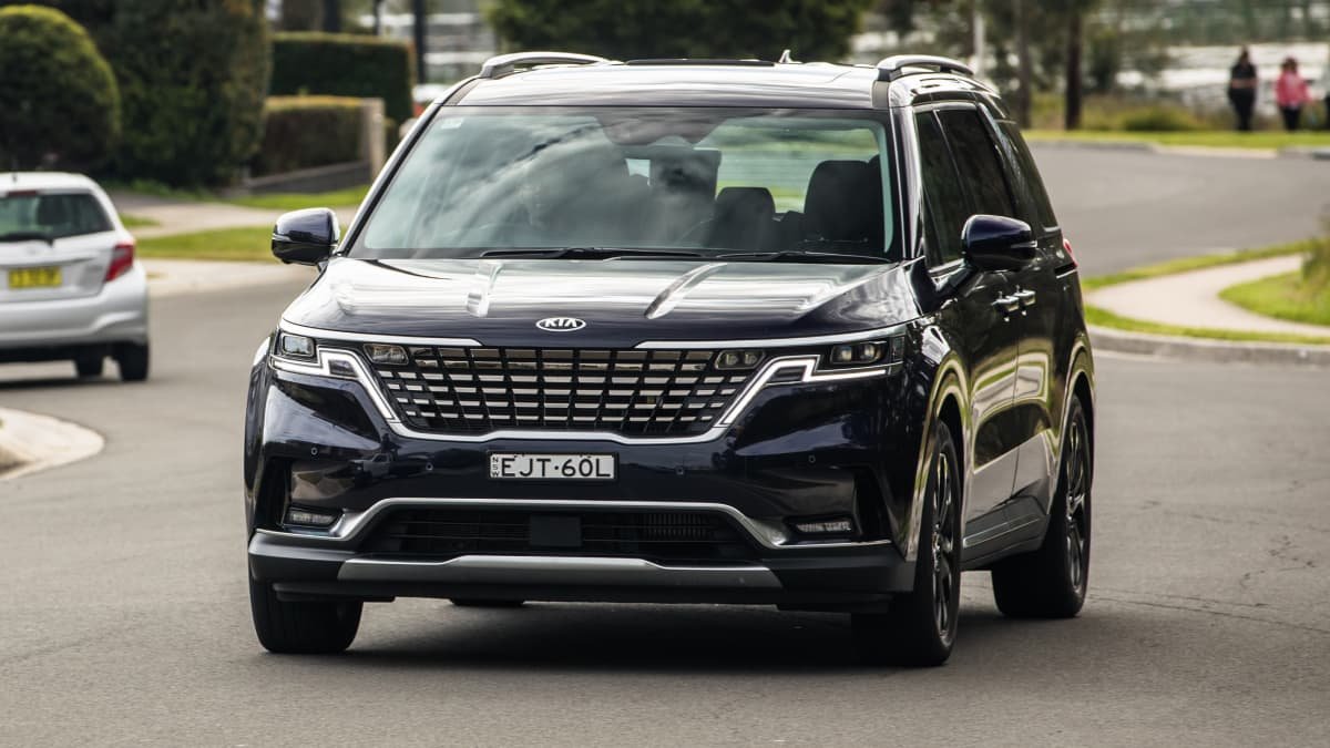 Kia Carnival Hybrid on the way, Australian division keen-0