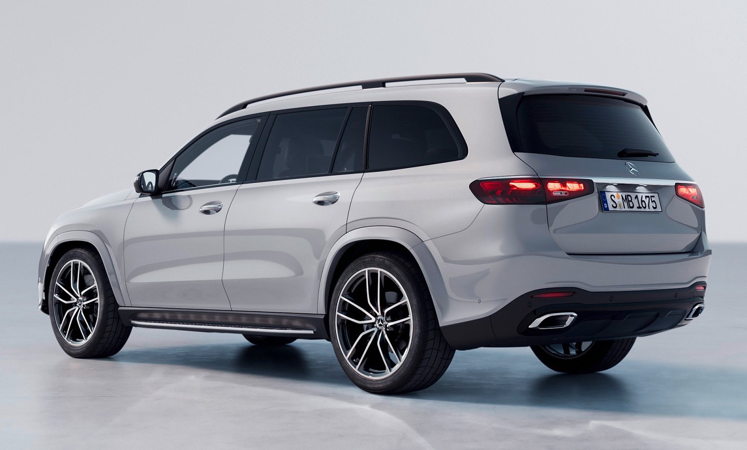 Facelift Mercedes-Benz GLS revealed