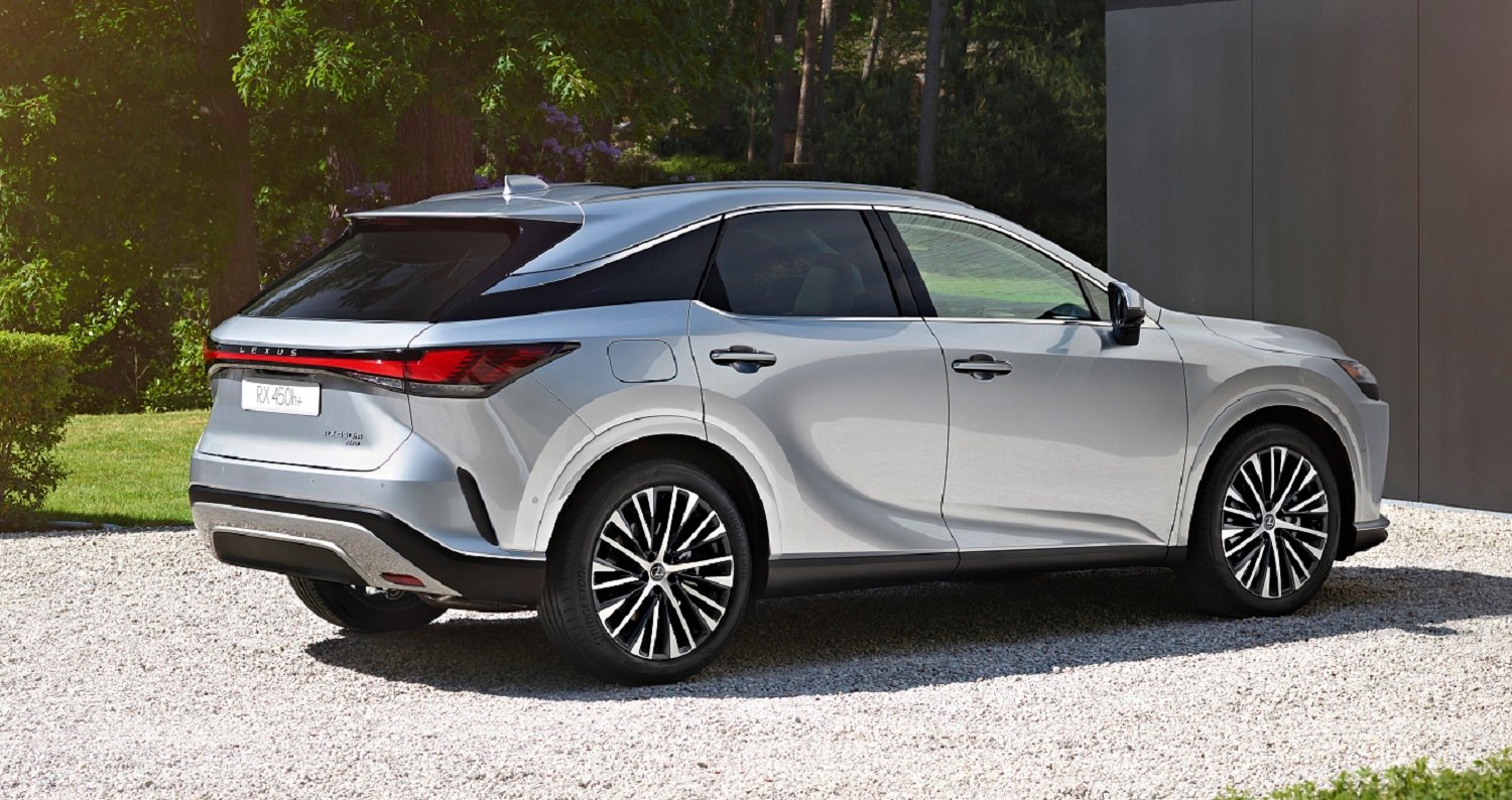 New Lexus RX revealed