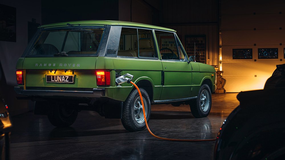 Lunaz Electric Range Rover Classic