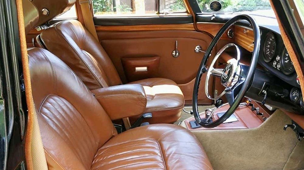 The interior of the 1973 Rover P5