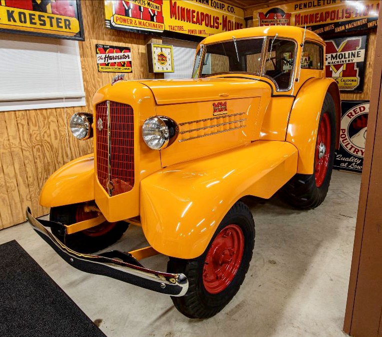 1938 Minneapolis-Moline UDLX