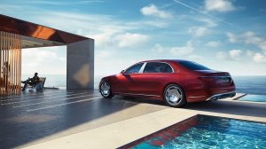 A rear 3/4 view of the Mercedes‑Maybach S 580 e