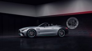 The Mercedes-AMG SL63 Motorsport Collectors Edition from the side