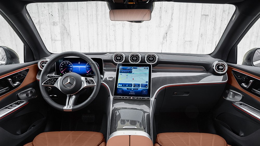Inside the 2023 Mercedes-Benz GLC300