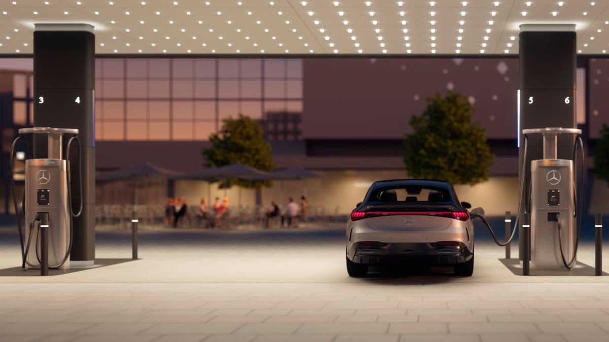Mercedes plans 10,000 electric vehicle chargers globally by 2030, but not Australia