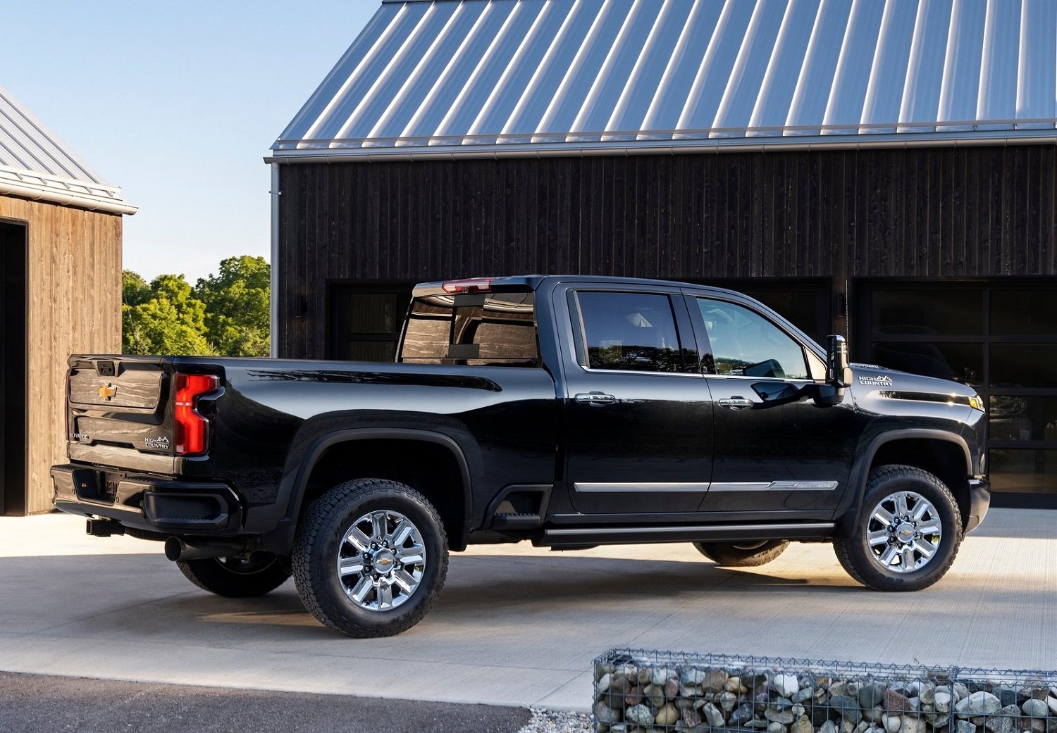 Updated Chevrolet Silverado HD revealed