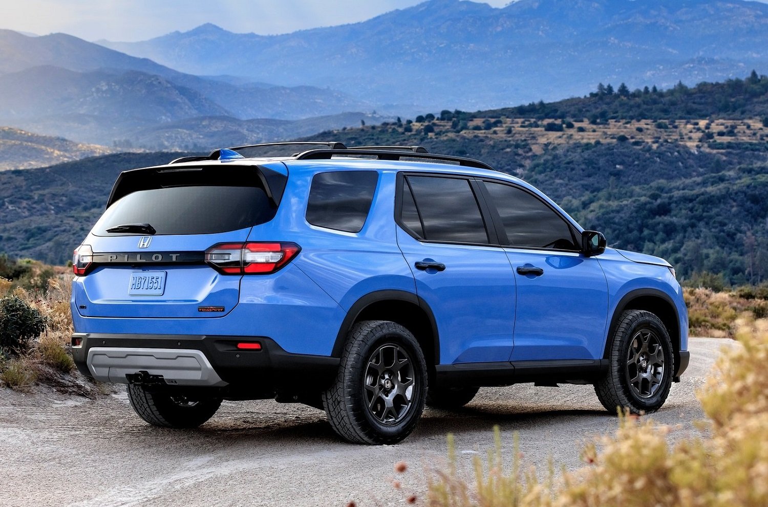 New 2023 Honda Pilot revealed