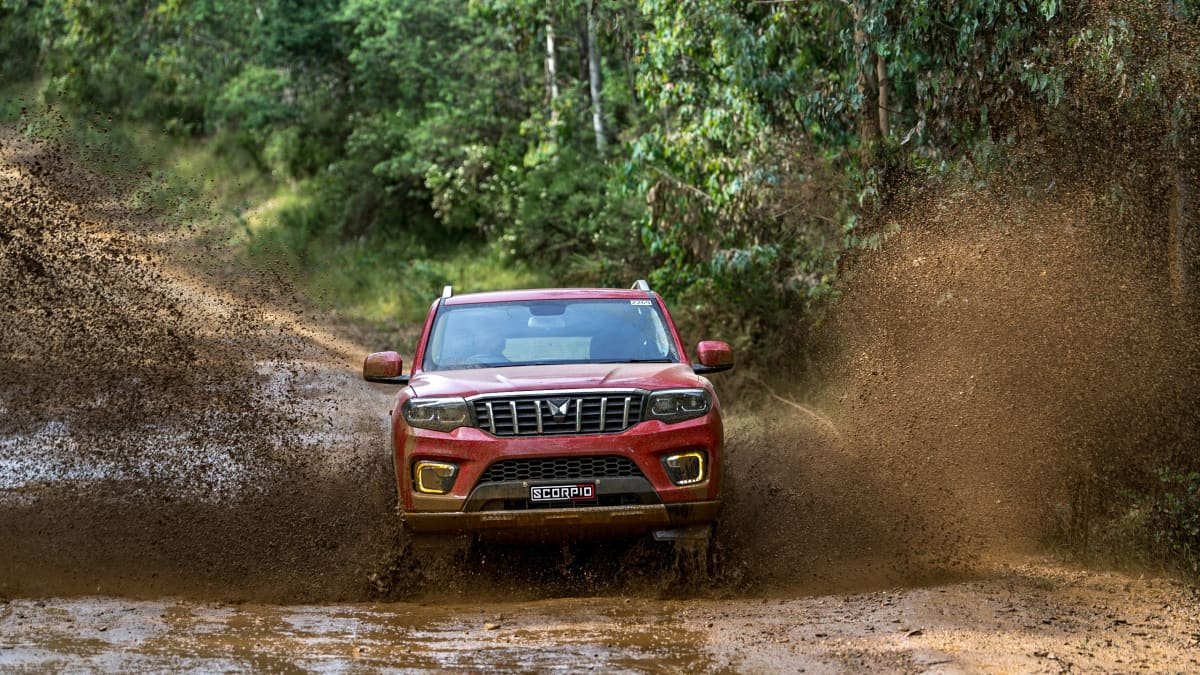 New Mahindra dual-cab ute in development