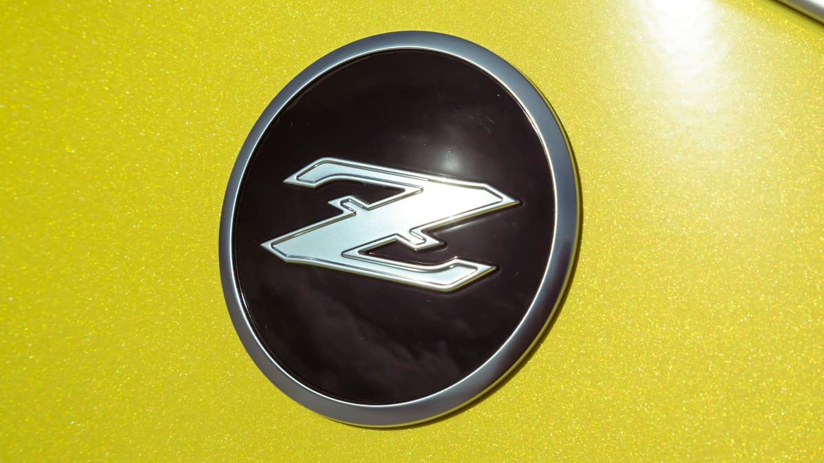 New Nissan Z Coupe based on 370Z to avoid extinction-0
