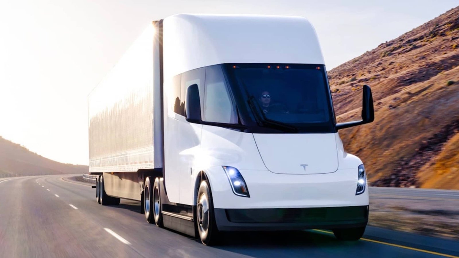 New law opens the door for Tesla Semi electric truck in Australia