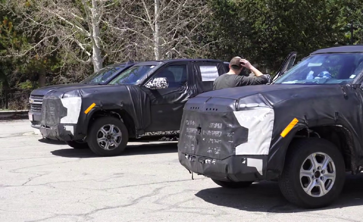 New Toyota Tacoma spied as Hilux preview
