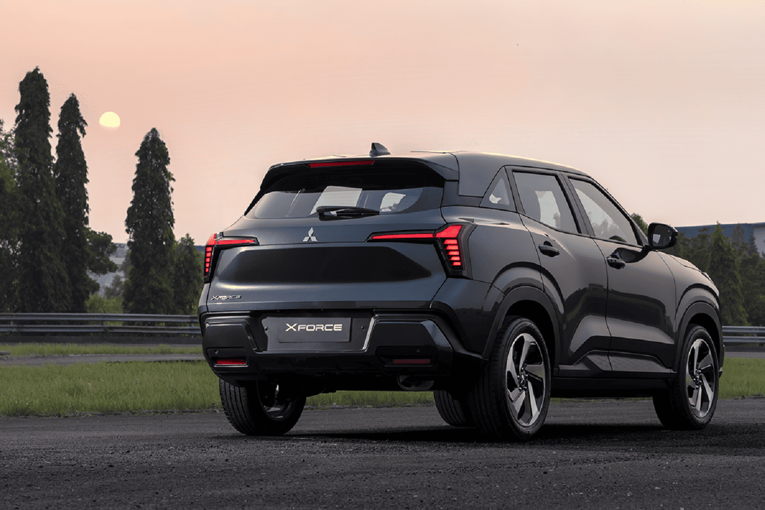 Concept XFC revealed as production new Mitsubishi Xforce