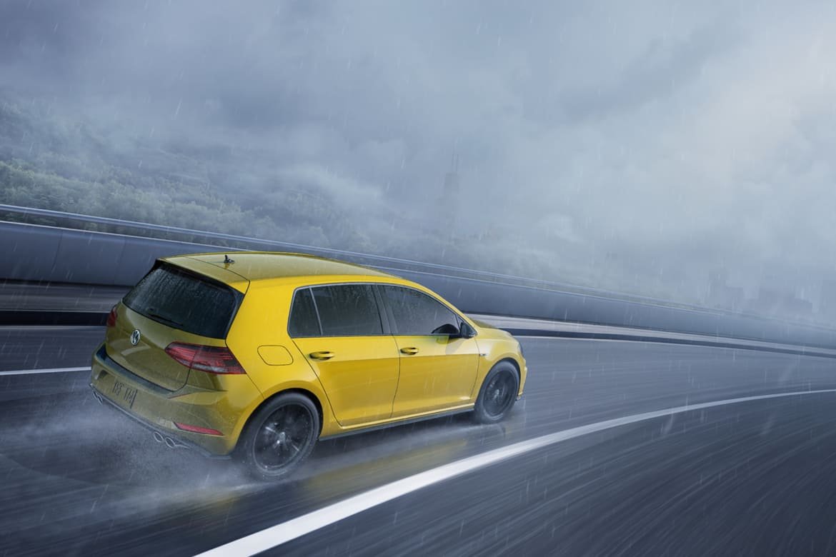 19_Volkswagen_Golf_R_Spektrum_1.jpg