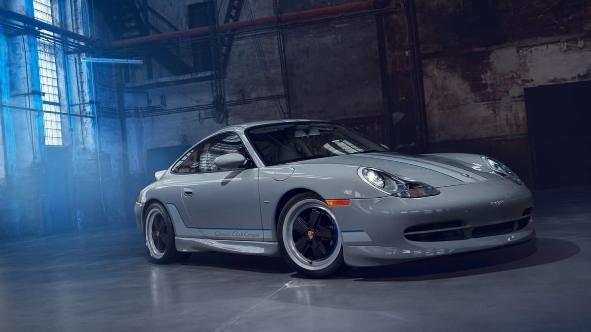 One-of-one Porsche 911 Classic Club Coupe ‘restomod’ up for auction