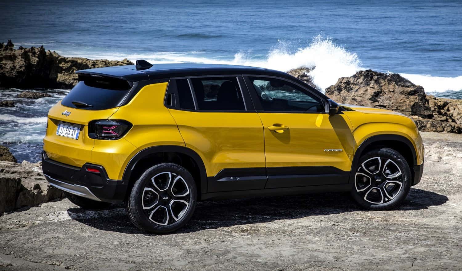 Jeep expanding petrol Avenger's footprint