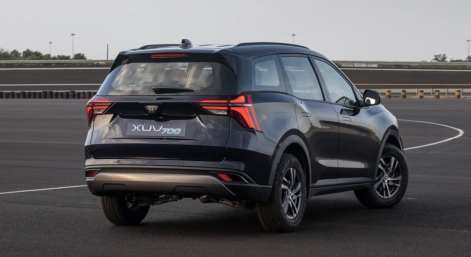 New Mahindra XUV 700 price South Africa