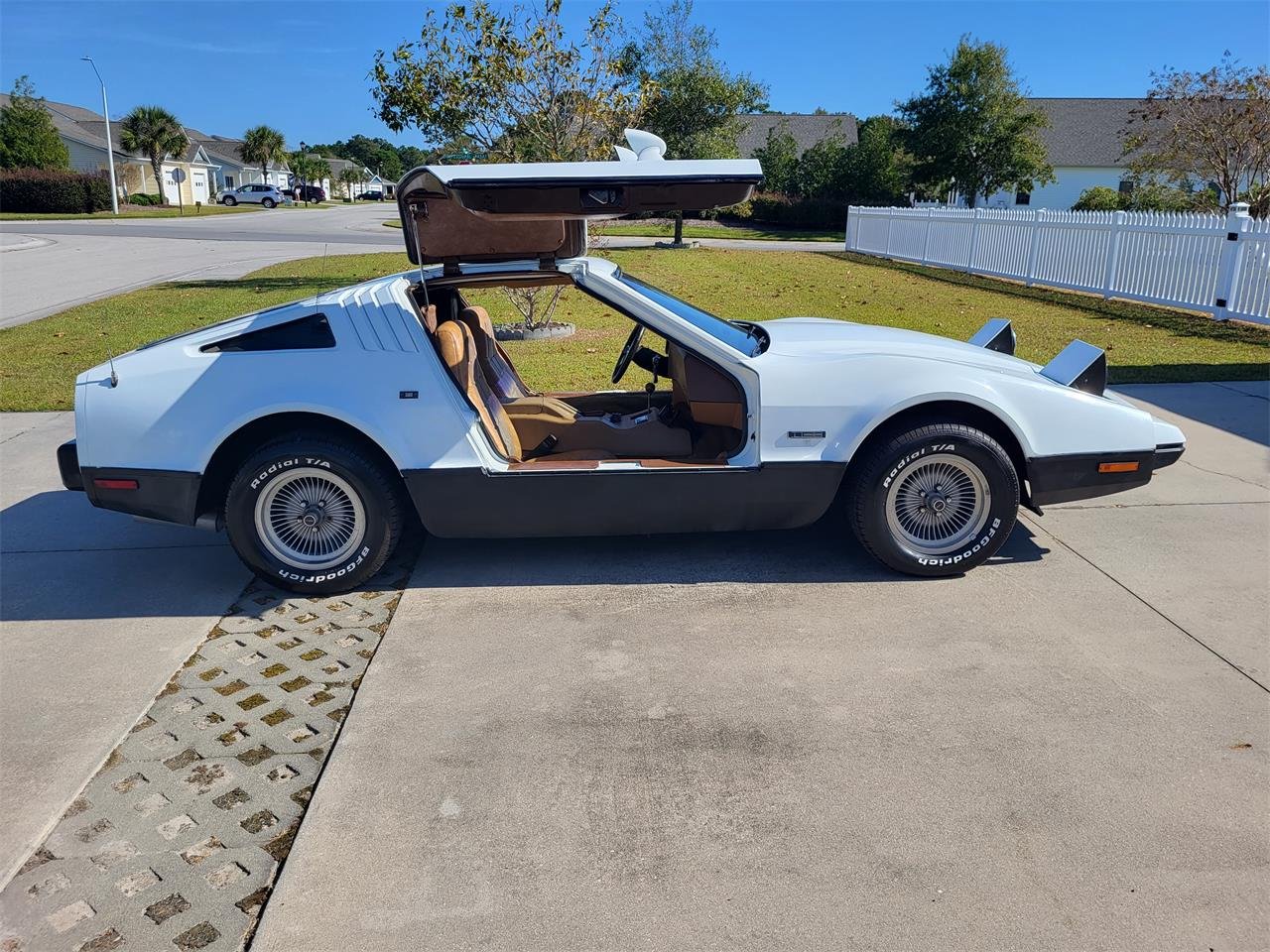 Bricklin SV-1