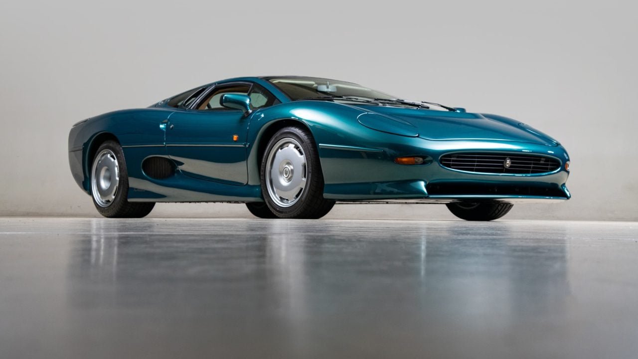 1994 Jaguar XJ220