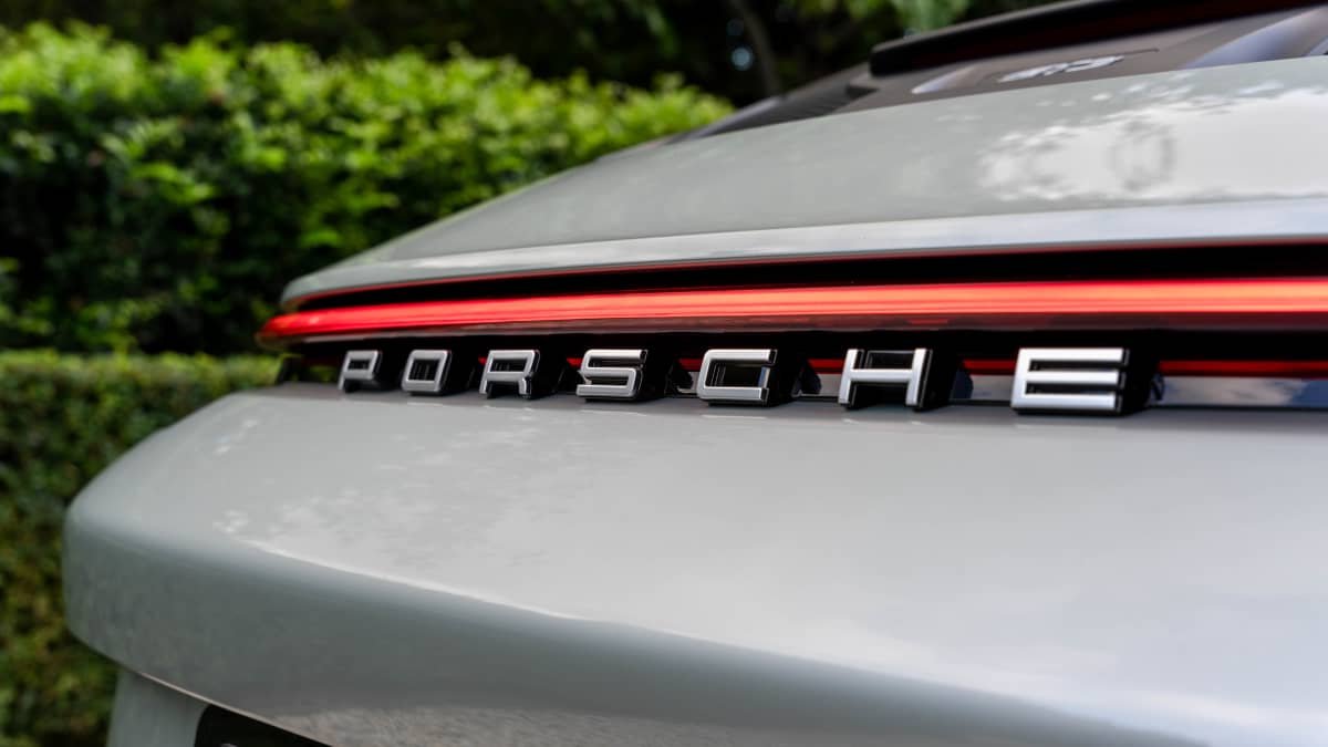 Porsche to become publicly-traded company-0